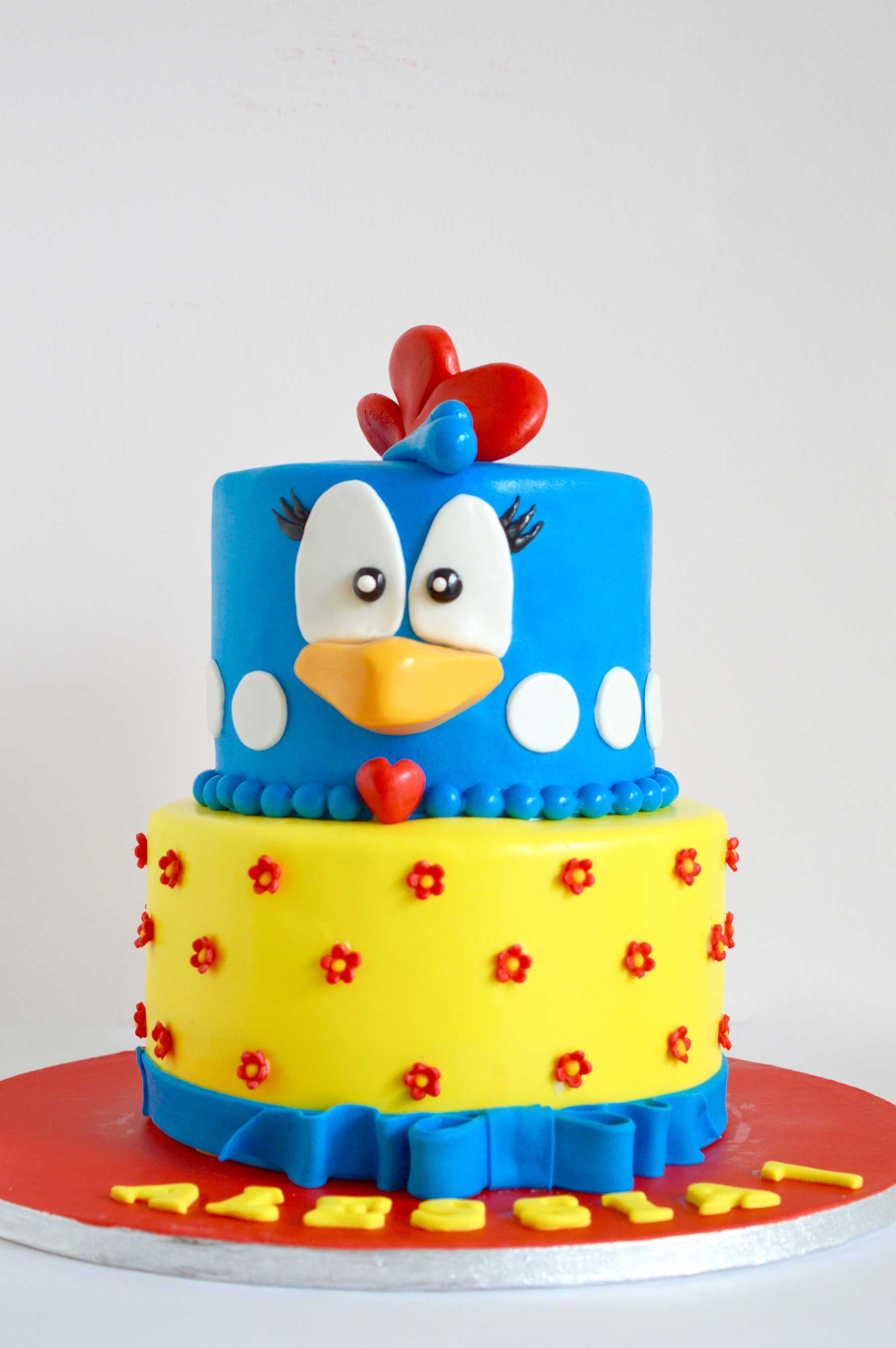 Galinha Pintadinha birthday cake