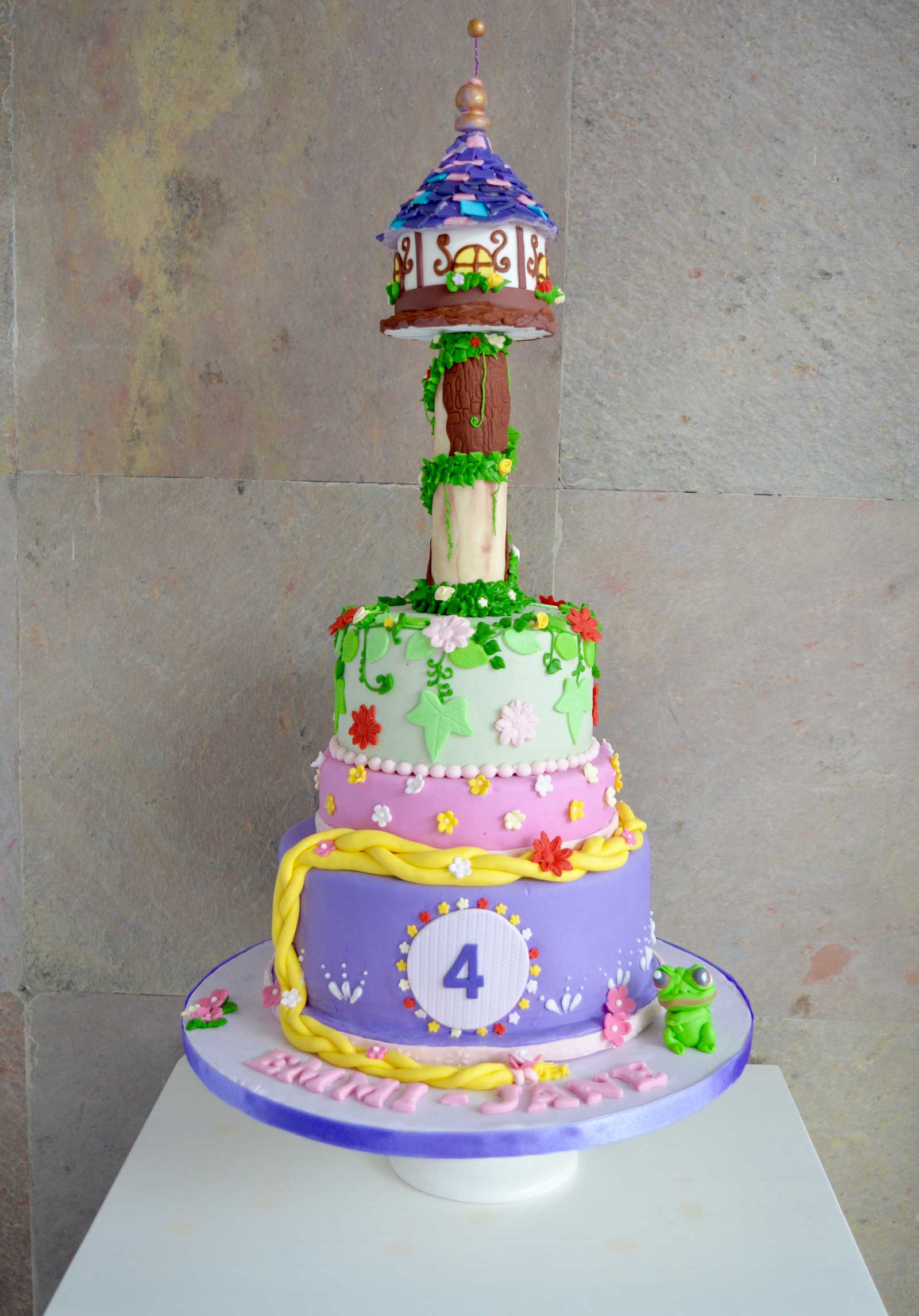 Rapunzel taart, Rapunzel Disney kastel taart, Rapunzel cake,