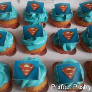 Cupcake's met eetbare superman foto's