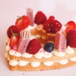 cookie-heart-valetine-cake