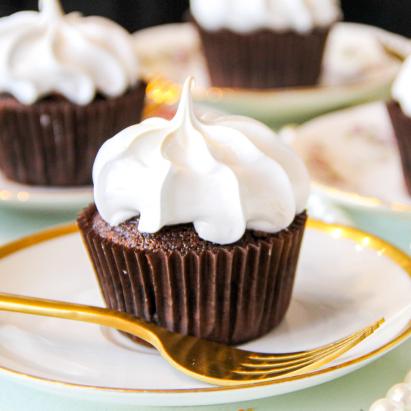 's-mores-cupcakes-chocolade-met-meringue