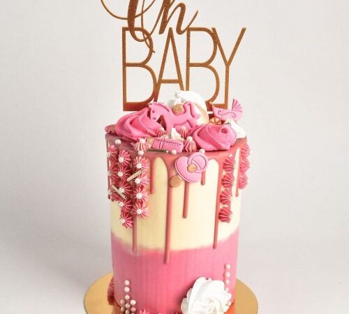 babyshower-taart-roze-drips-fondant-paardje-en-versiering-in -roze-en wit