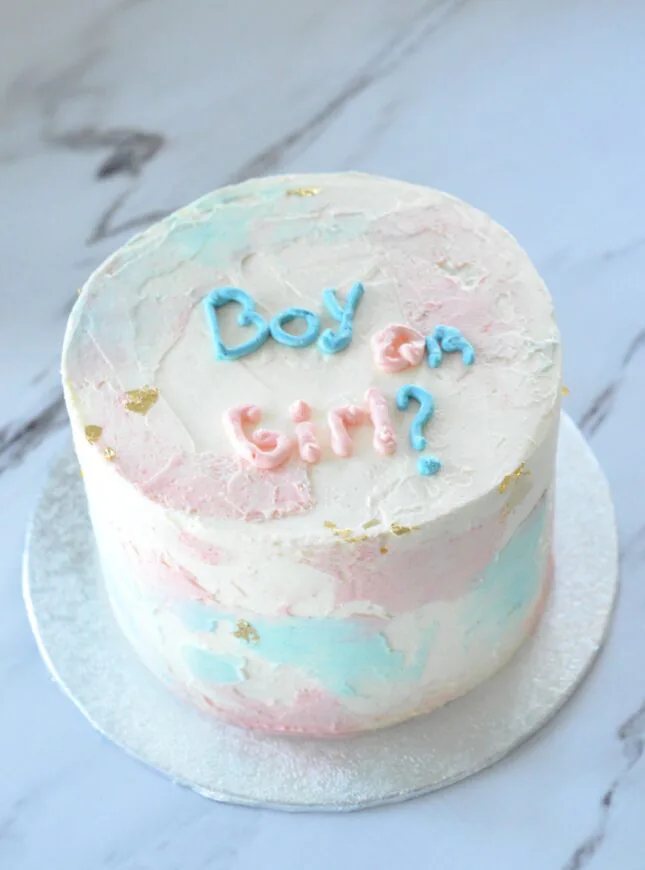 Gender-reveal-taart-roze-blauw-met-tekst