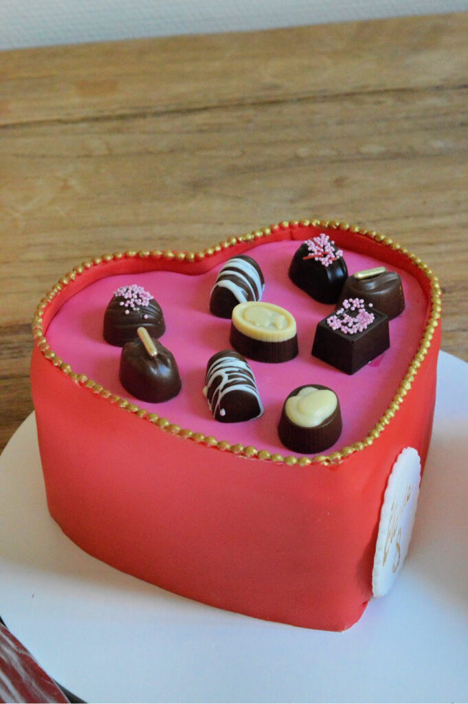 Maatwerk Taart Voorbeeld 4 681x1024 1