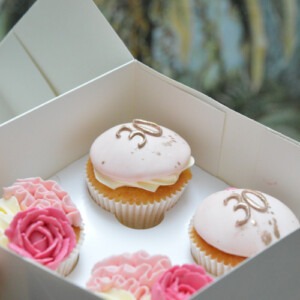 verjaardags-cupcake-30-roze