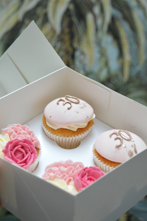 verjaardags-cupcake-30-roze