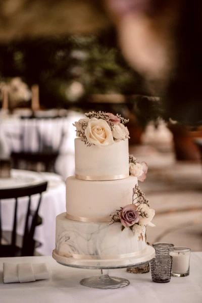 marble-3-etage-bruidstaart-chique