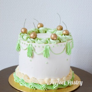 bridgerton-netflix-cake-groen-goud-taart