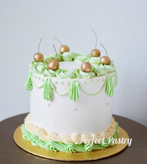 bridgerton-netflix-cake-groen-goud-taart