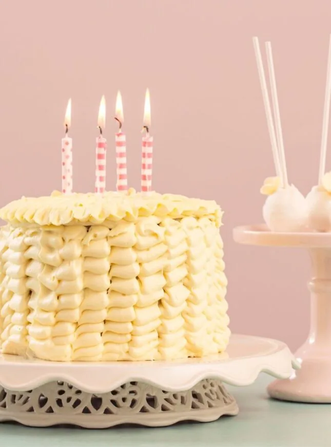 birthday-ruffle-yellow-cake