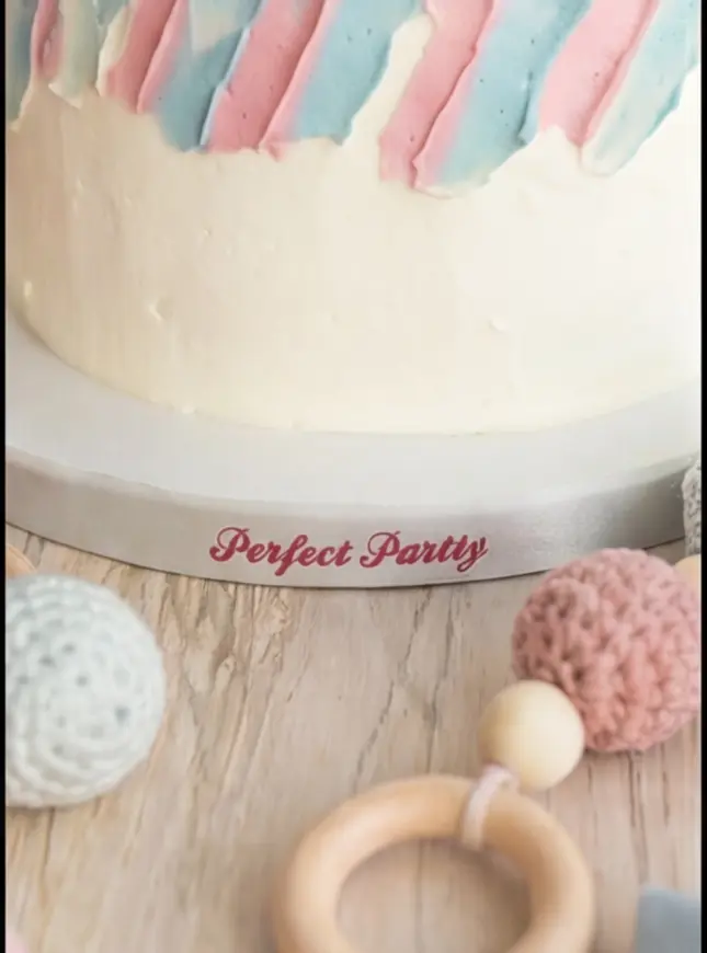 Pastel gender reveal taart 4 Pastel gender reveal taart 4