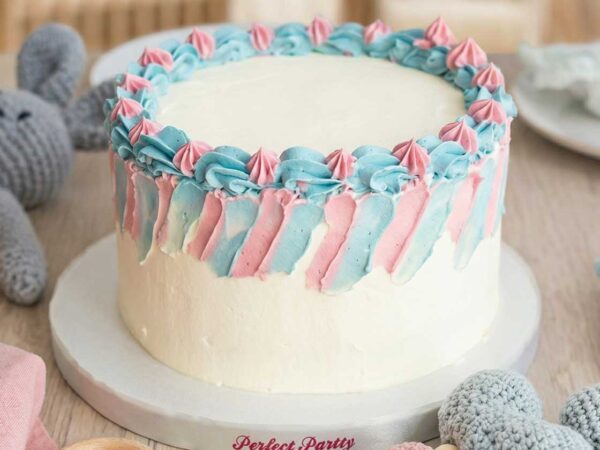 Pastel gender reveal taart