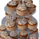 cupcakes-toren-verschillende-cupcakes-bruiloft