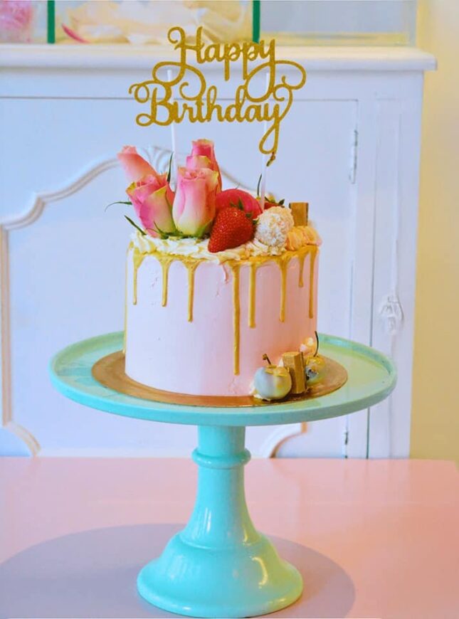 Drip-Roze-taart Drip Roze taart