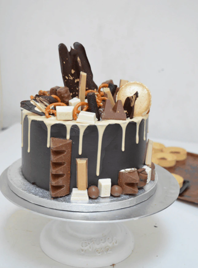 chocolade-and-snoep-taart chocolade-and-snoep-taart