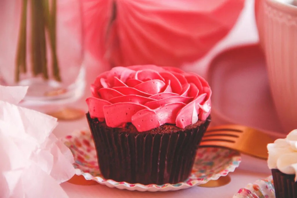 Valentijn rode rozen cupcakes box