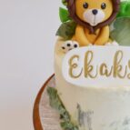 Jungle-taart-met-leeuw-en-naam-(jongens)