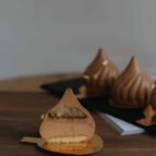 mono-cakes-sweet-table