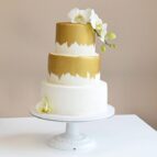 Whitte-gold-orchidee-cake-Web-scaled-1-681x1024-6