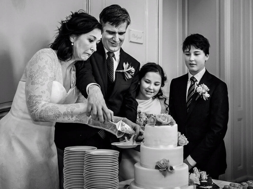 bruidstaart aansnijden 1