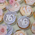 pastel_flower_cupcakes