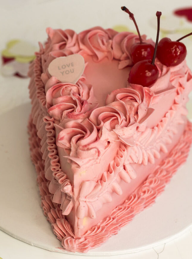 roze-taart-kersen roze-taart-vintage-soo-cute-perfect-pastry